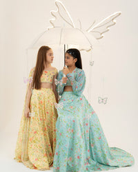 PETAL WINGS (A)